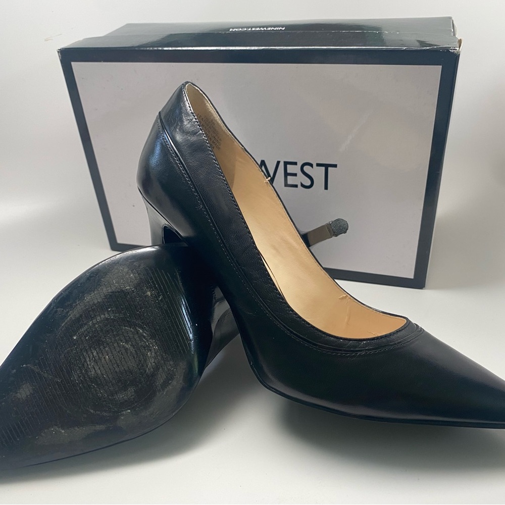 Nine West Black Heels - Picture 2 of 5
